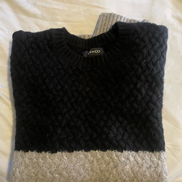 RW&Co Fancy Cable-Snitch Crew-Neck Sweater (Black & Grey) - Picture 2 of 4
